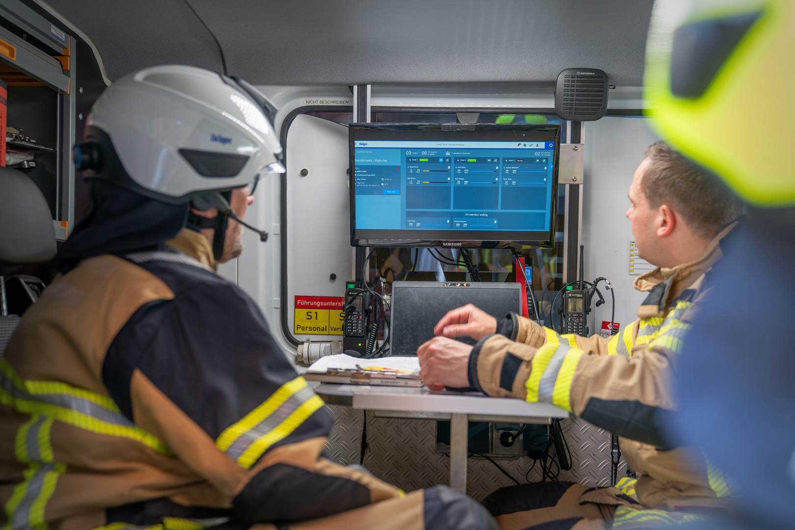 Fire fighter image single_option 3_ command room